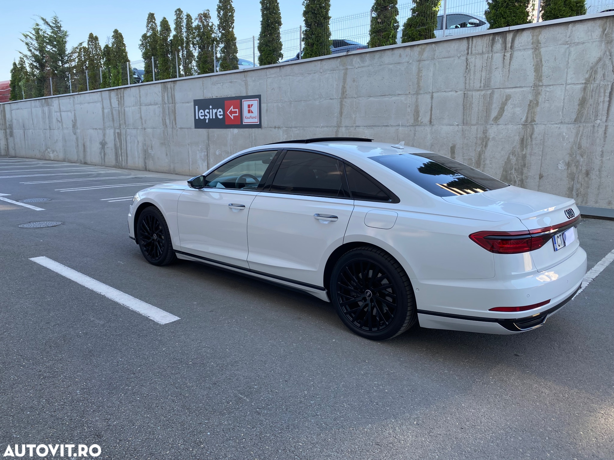 Audi A8 60 TFSI e quattro Tiptronic PHEV - 4