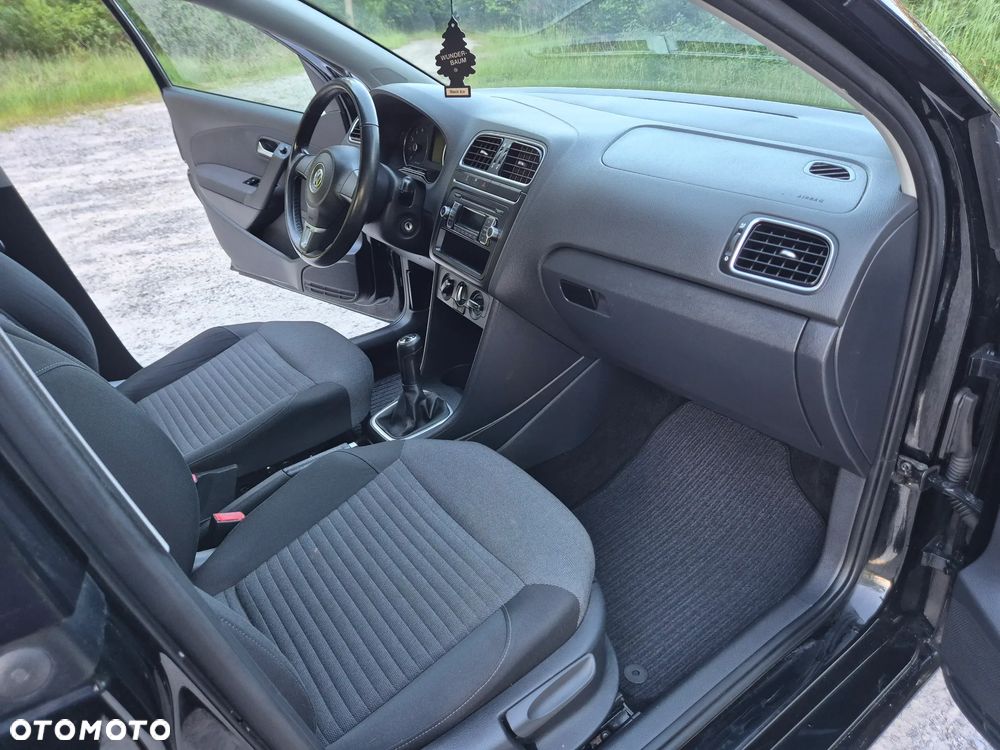 Volkswagen Polo 1.4 16V Comfortline Optimum - 19