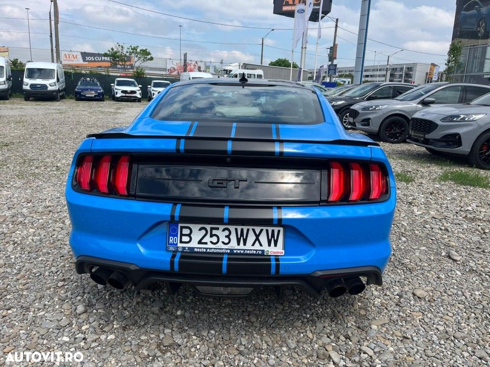 Ford Mustang - 22