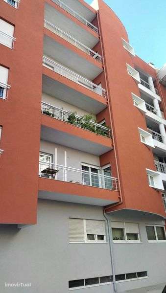 Vendo T2 Lamaçães - Grande imagem: 2/2