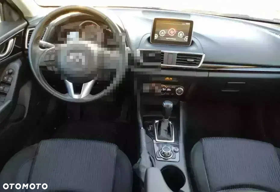 Mazda 3 - 8