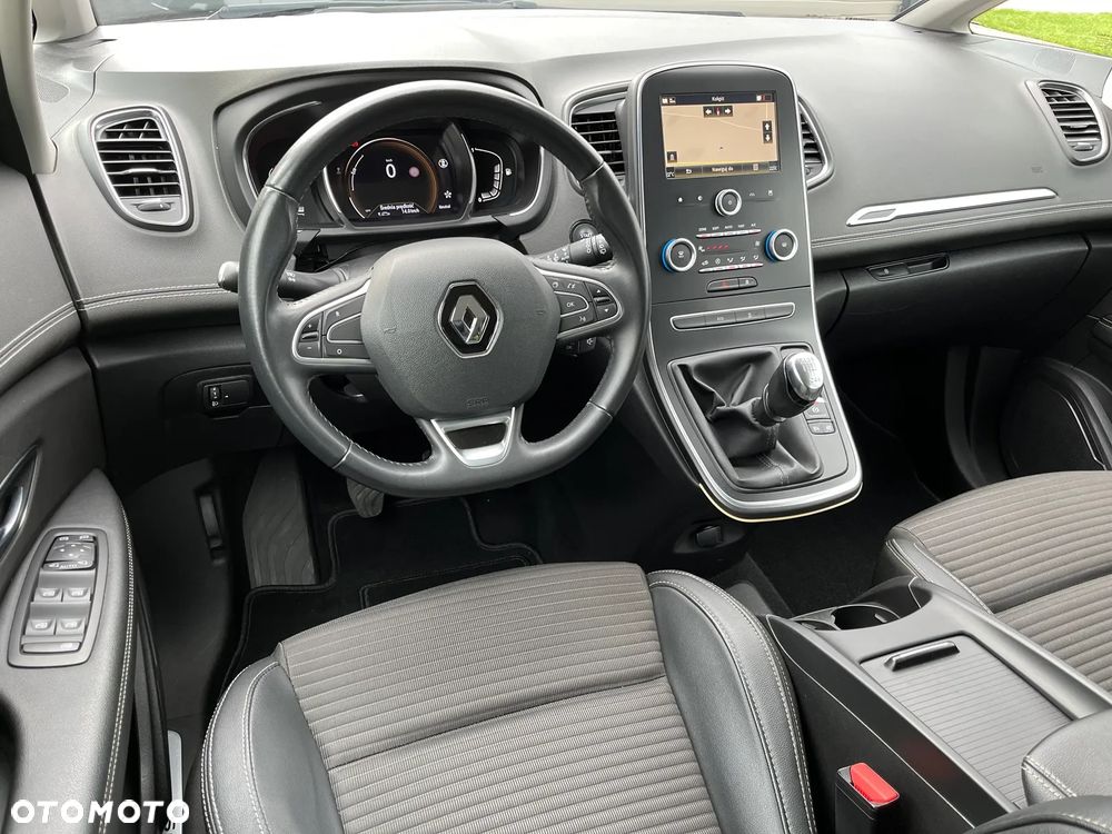 Renault Scenic - 20