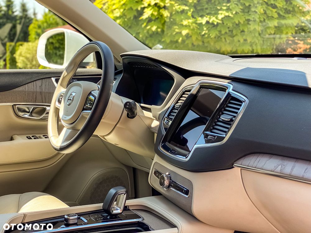 Volvo XC 90 B5 B AWD Ultimate Bright - 33