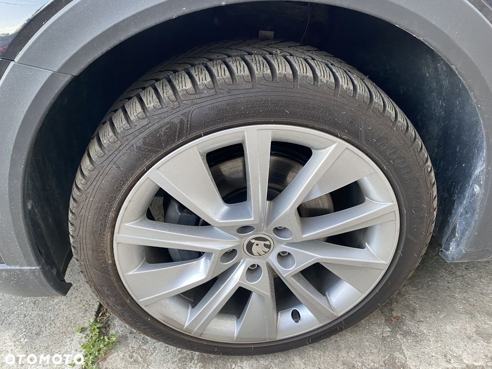 Skoda Octavia 2.0 TDI 4x4 Scout DSG - 11