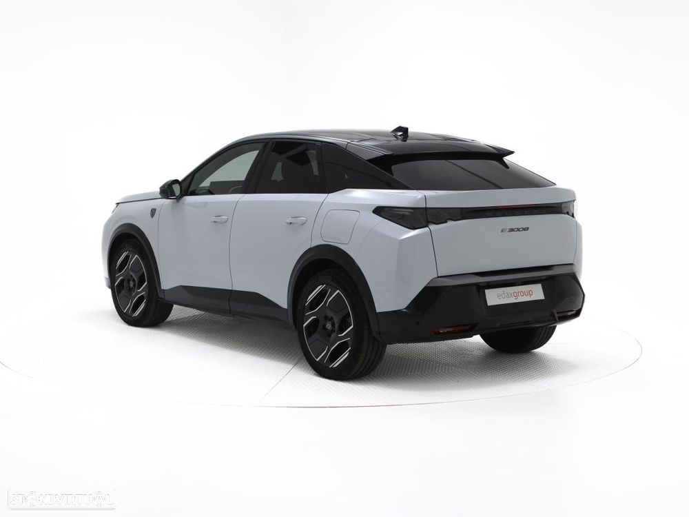 Peugeot E-3008 73 kWh GT - 4