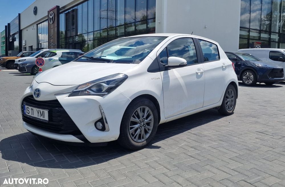 TOYOTA Yaris 2018
