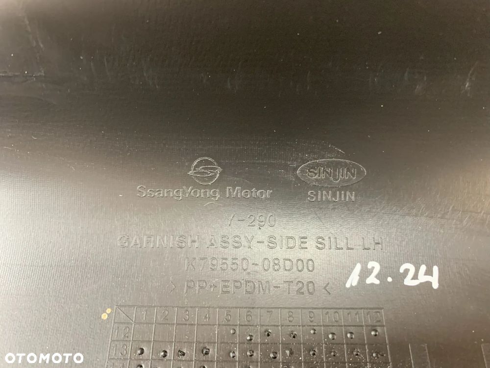 SsangYong Rexton 1 I 12r Prog nakladka lewy lewa 2012 - 4