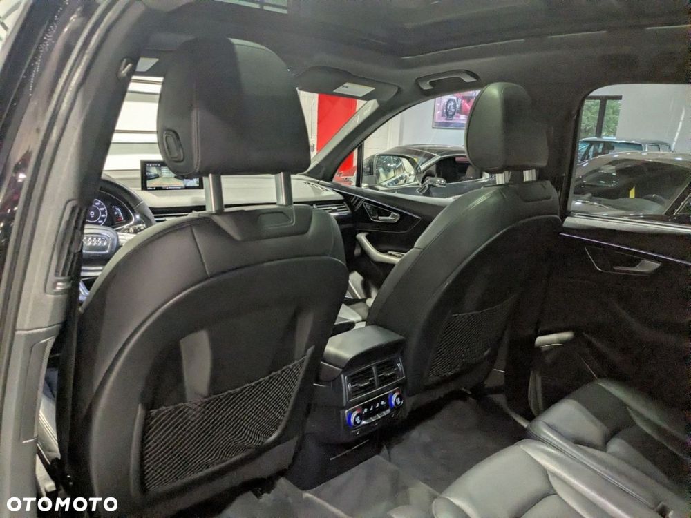Audi Q7 - 18