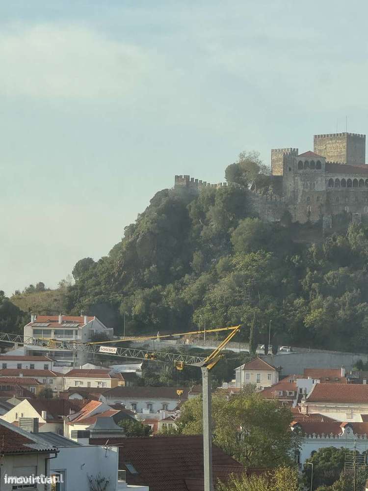 T1 Moderno com Varanda e Garagem em Leiria - Grande imagem: 2/17