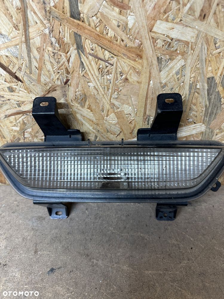 FORD MUSTANG LAMPA COFANIA TYLNA FR3B-15500-A - 7