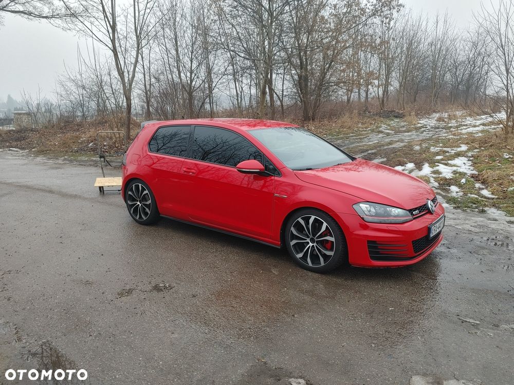 Volkswagen Golf - 3