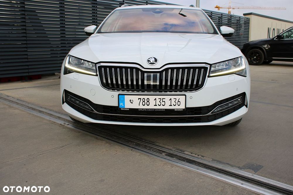 Skoda Superb 2.0 TDI SCR Style DSG - 14