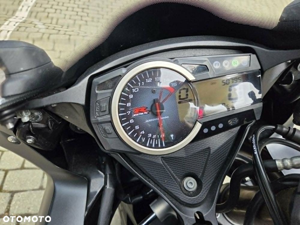 Suzuki GSX-R - 8
