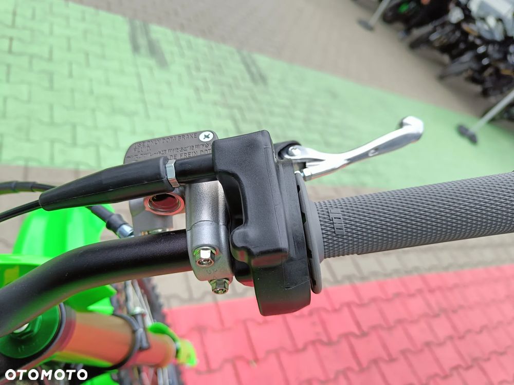 Kawasaki KX - 12