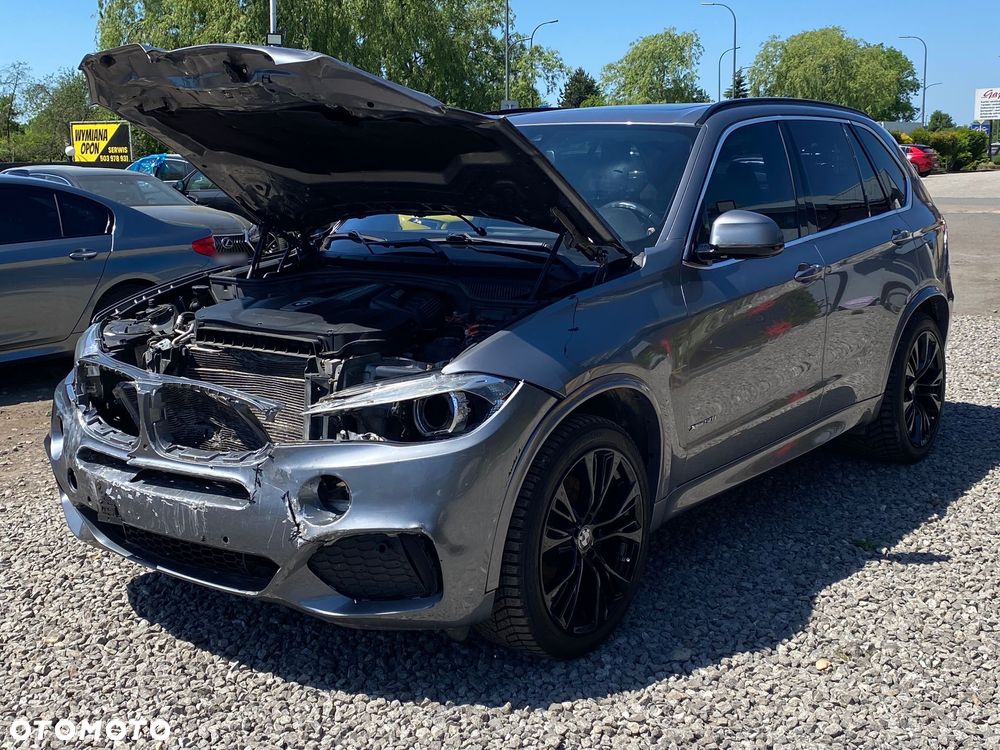 BMW X5 xDrive50i Sport-Aut - 9