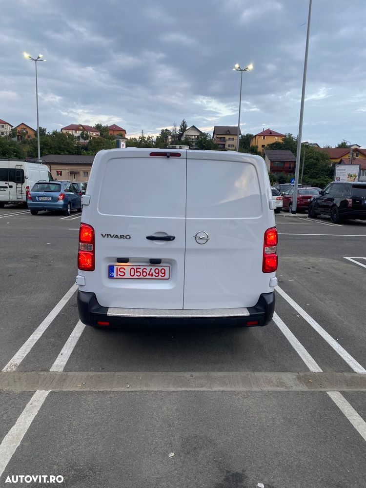 Opel Vivaro - 2