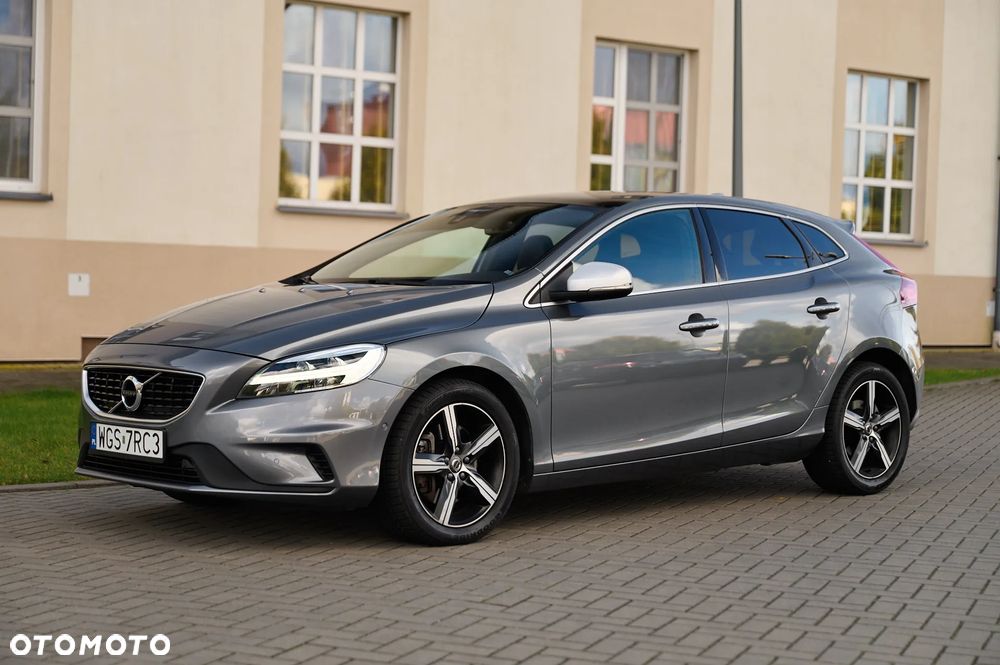 Volvo V40 D3 Geartronic RDesign - 4