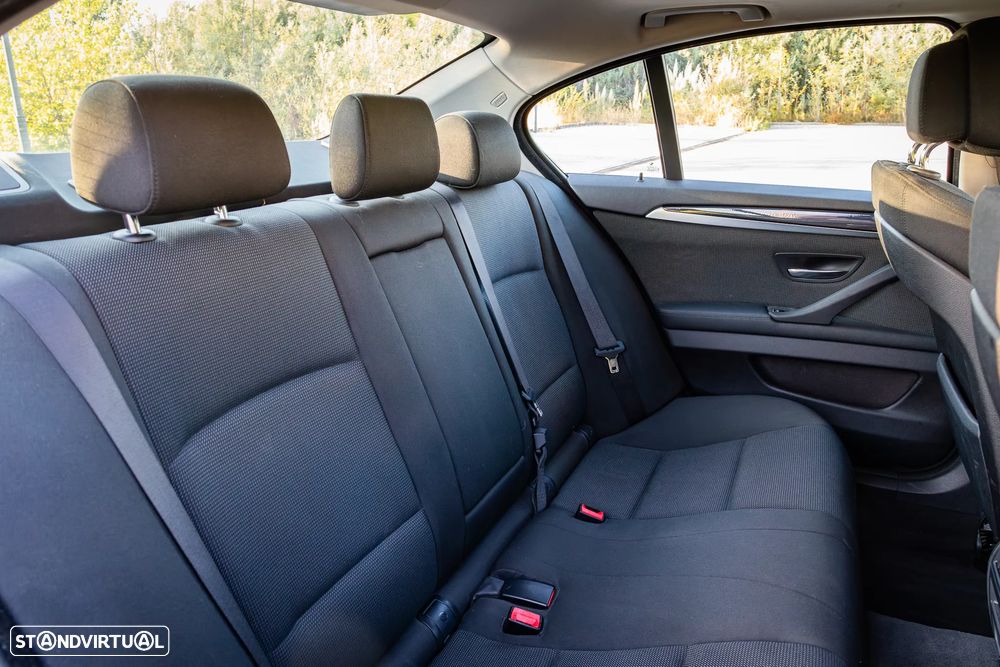 BMW 520 d EfficientDynamics - 14