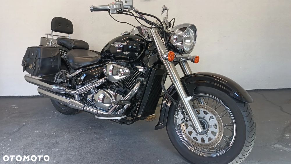 Suzuki Intruder