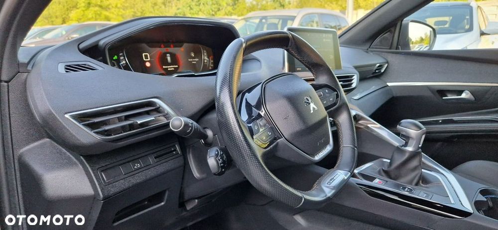 Peugeot 5008 - 18