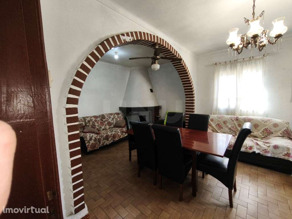 Excelente oportunidade. Moradia T4 com classificação Energética A - Grande imagem: 4/20