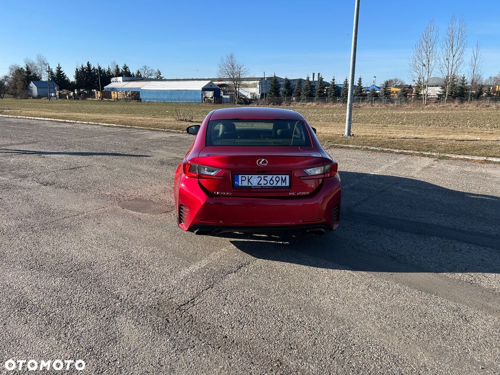Lexus RC 200t / 300 F Sport - 8