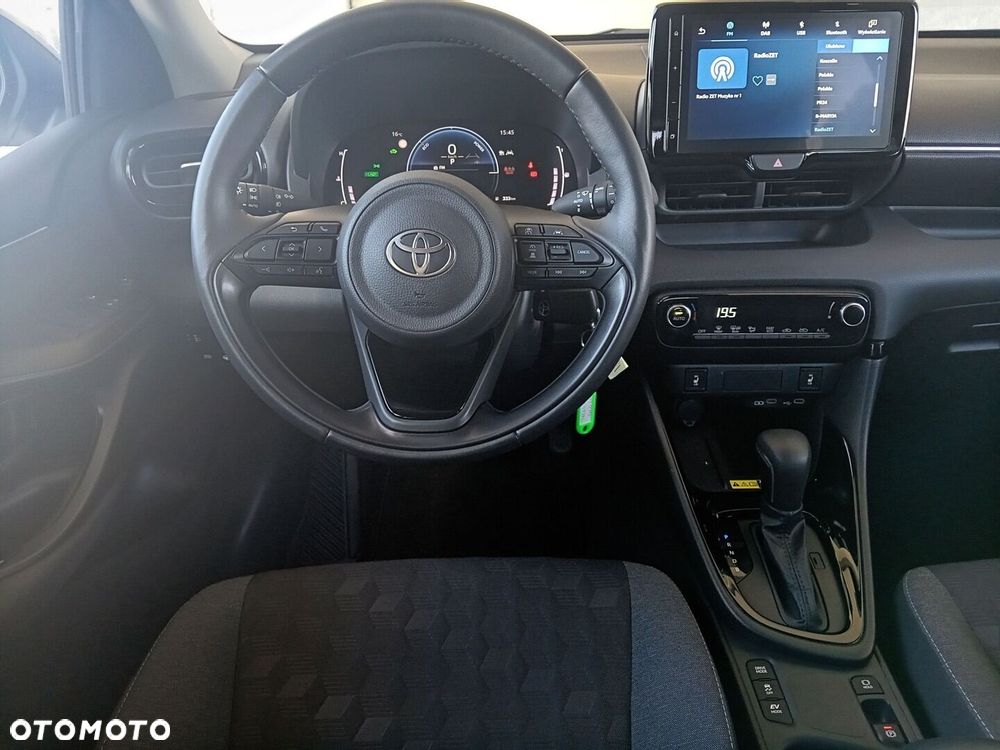 Toyota Yaris Hybrid 1.5 Style - 12