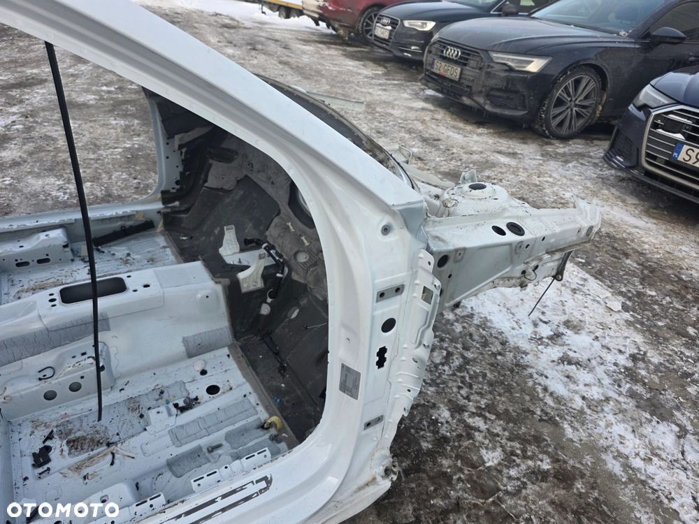 ĆWIARTKA PODŁUŻNICA FARTUCH PRAWY PRZÓD A3 8Y 3-DRZWI SPORTBACK - 5