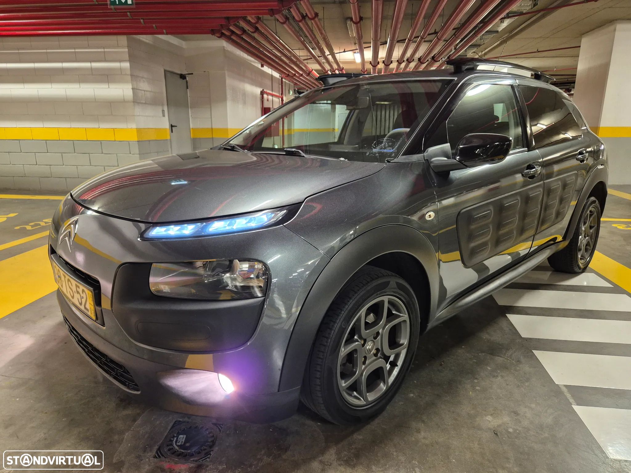 Citroën C4 Cactus BlueHDi 100 Stop&Start Shine - 1