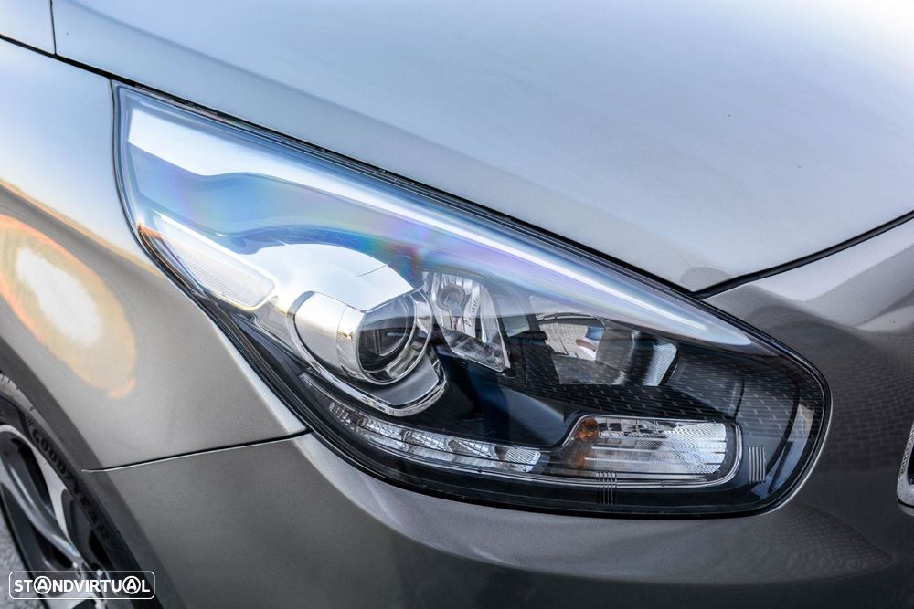 Kia Carens 1.7 CRDi ISG TX - 16