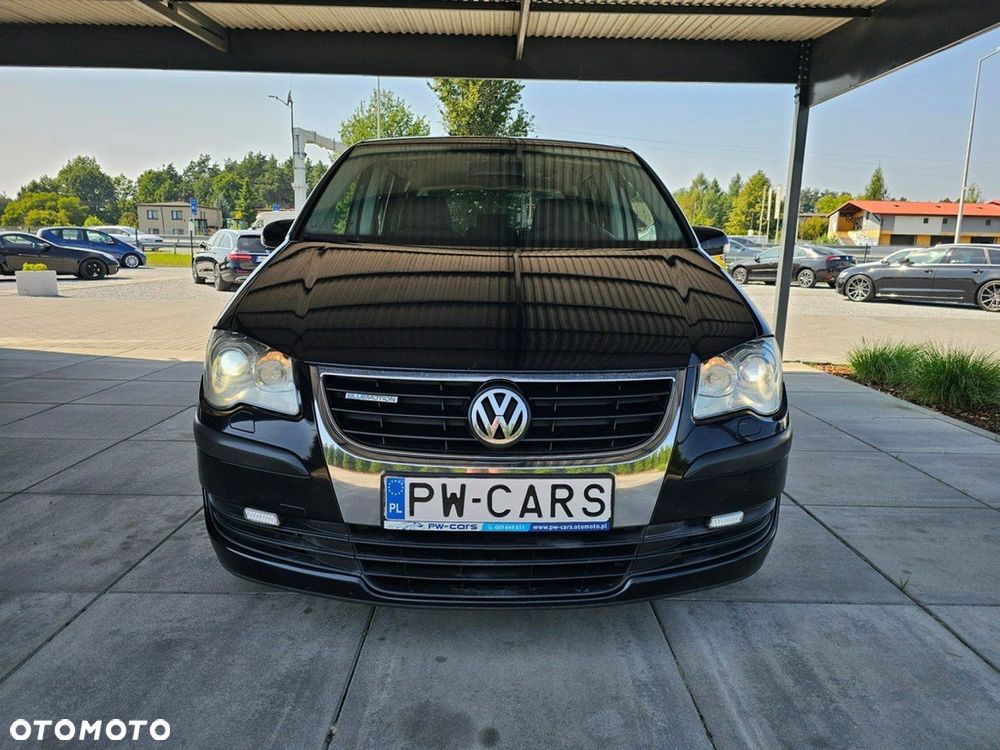 Volkswagen Touran - 5