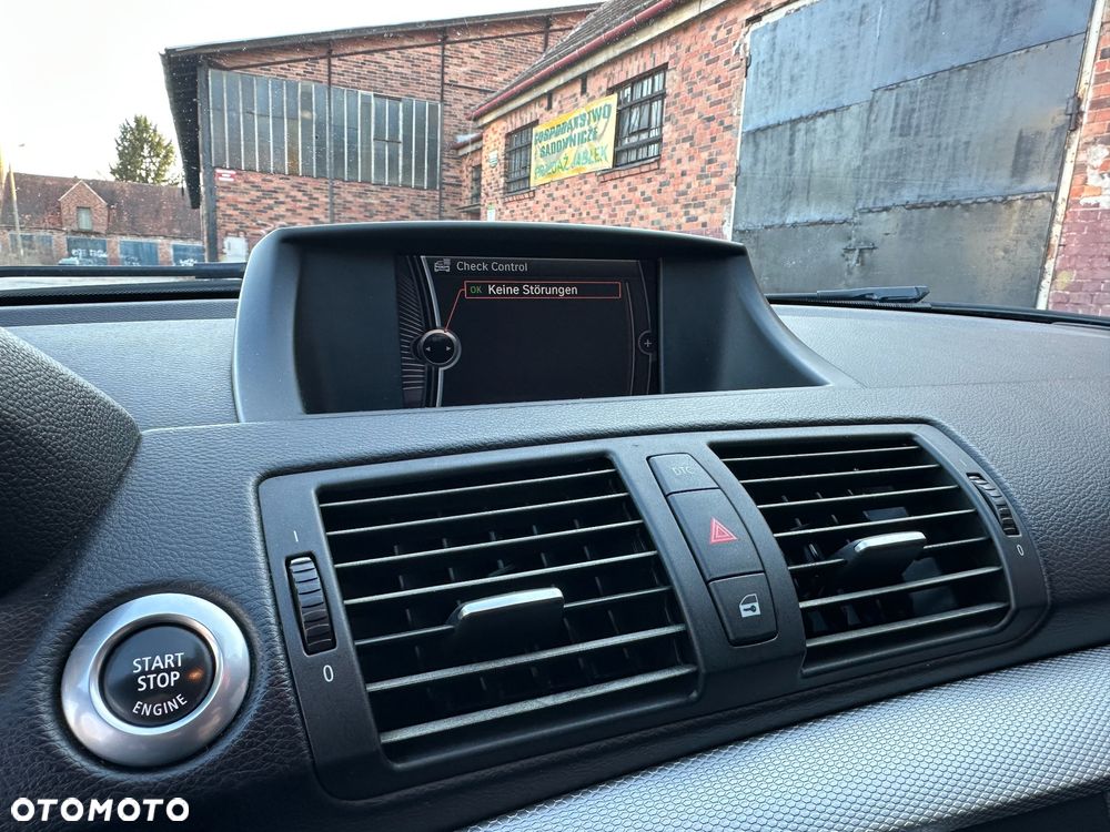 BMW Seria 1 118d Sport Line - 25