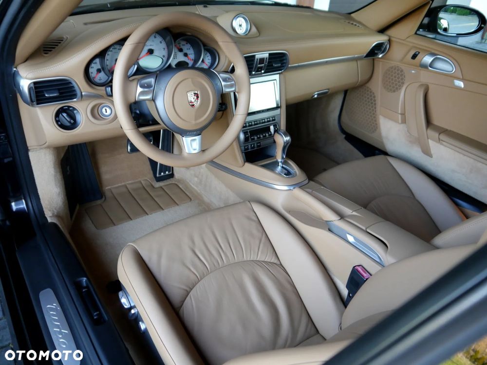 Porsche 911 Turbo Tiptronic S - 21
