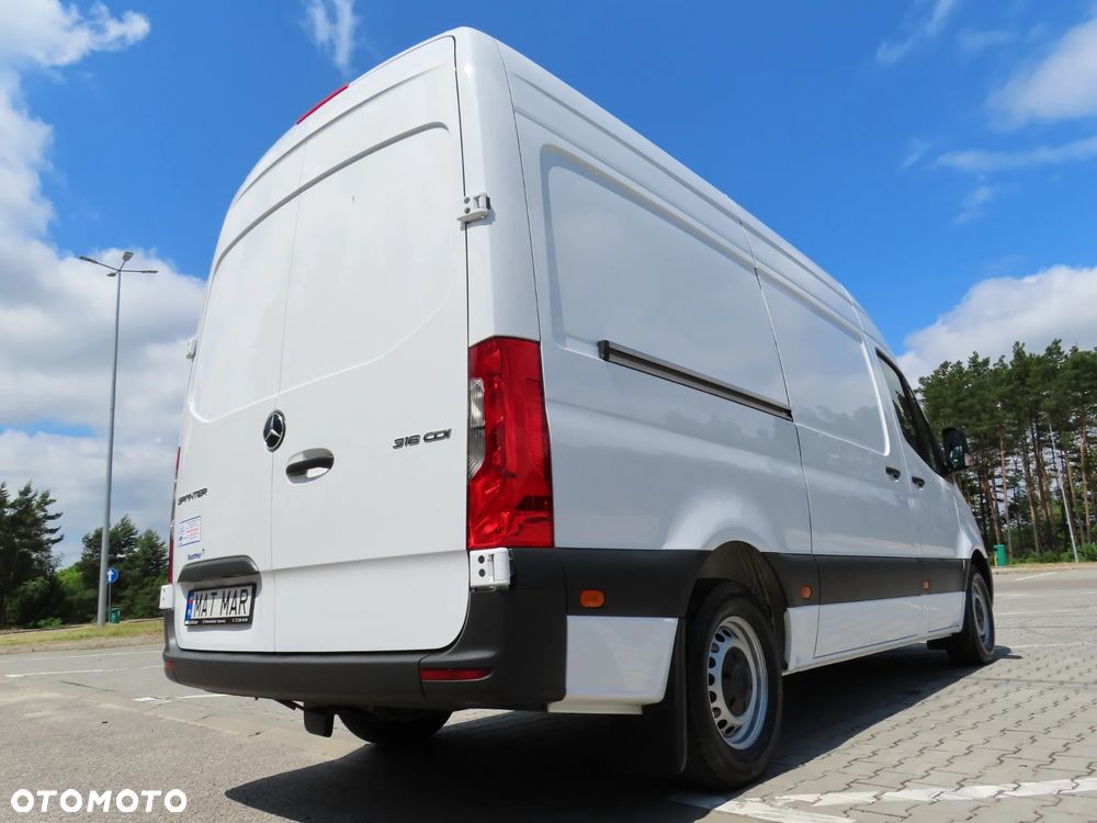 Mercedes-Benz Sprinter 316 CDI 2.2 CDI 163 KM 7G-TRONIC PLUS AUTOMAT Kerstner* Chłodnia -20*C 3168 mm Dł. Furgon Blaszak, Wysoki Dach, Rozstaw Osi 3665 mm Kg Ładowność 1349 Kg Stan Jak Nowy Gotowy Polecam - 9