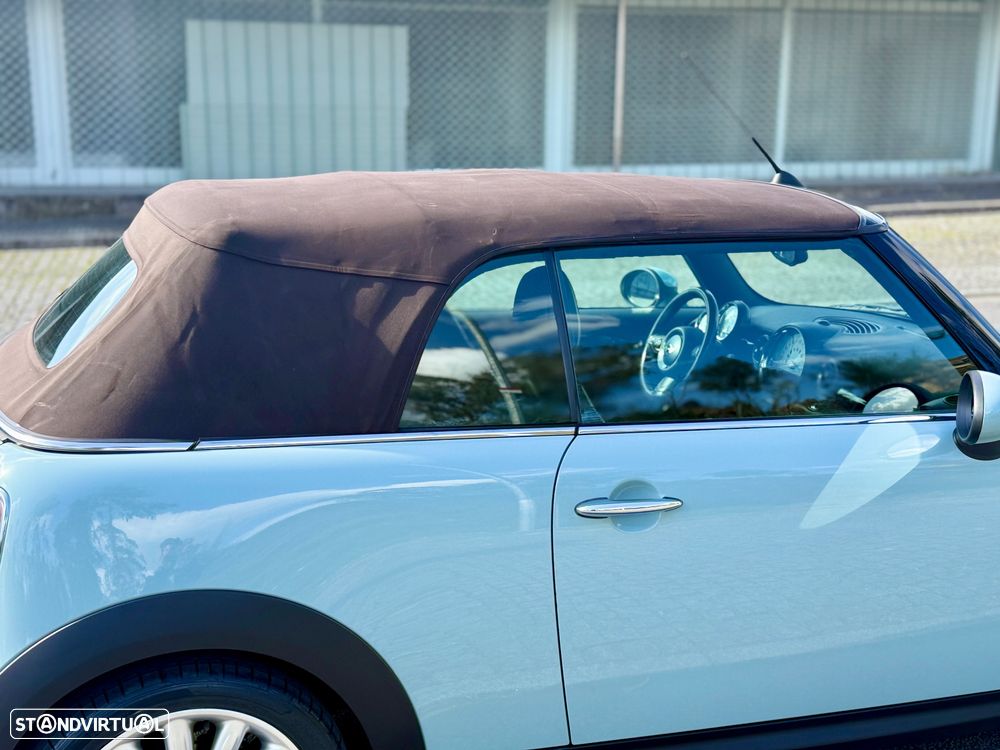 MINI Cabrio Cooper D - 16