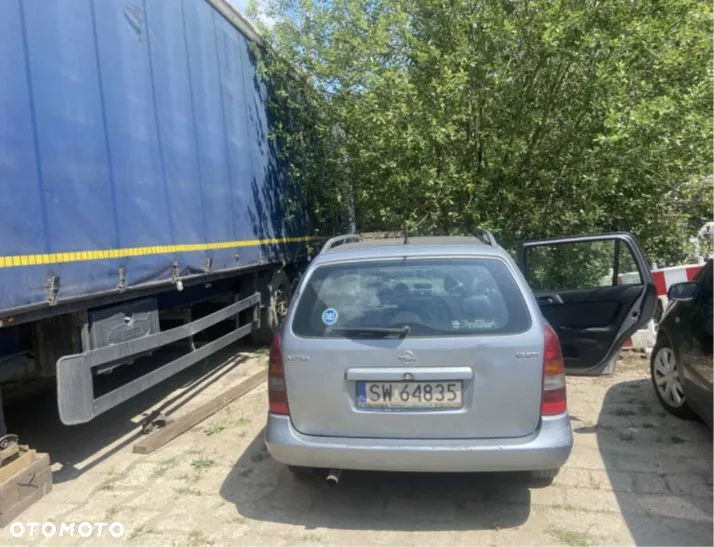 Opel Astra - 2