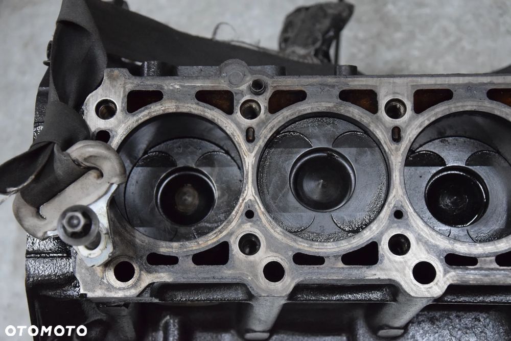 JEEP GRAND CHEROKEE WJ 2.7 CRD BLOK SILNIKA - 3