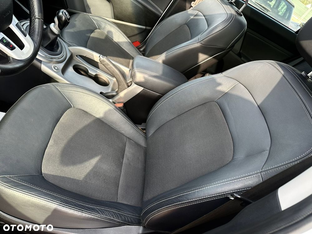 Kia Sportage 1.6 GDI 2WD ISG Dream-Team Edition - 12