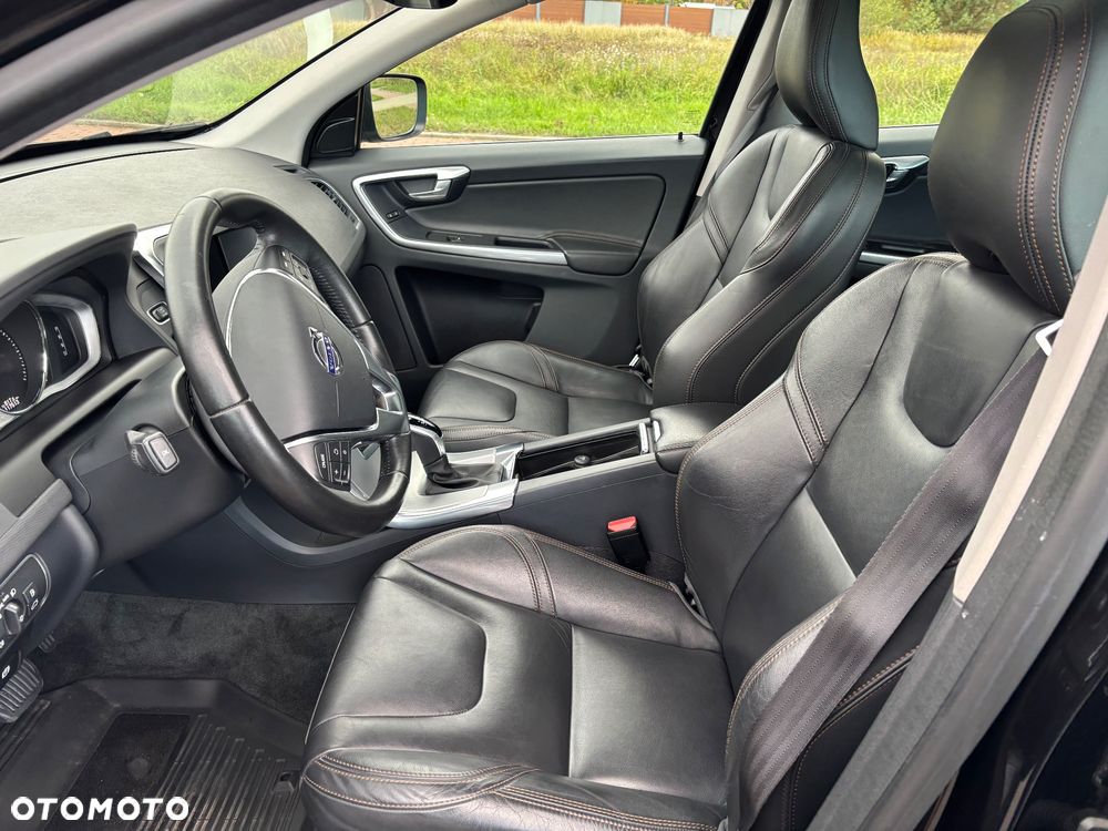 Volvo XC 60 D3 Drive-E Kinetic - 13