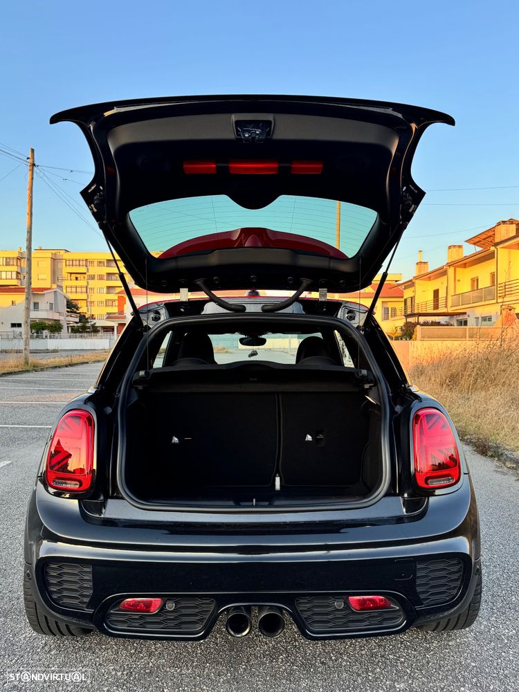 MINI 3 Portas John Cooper Works Aut. - 10