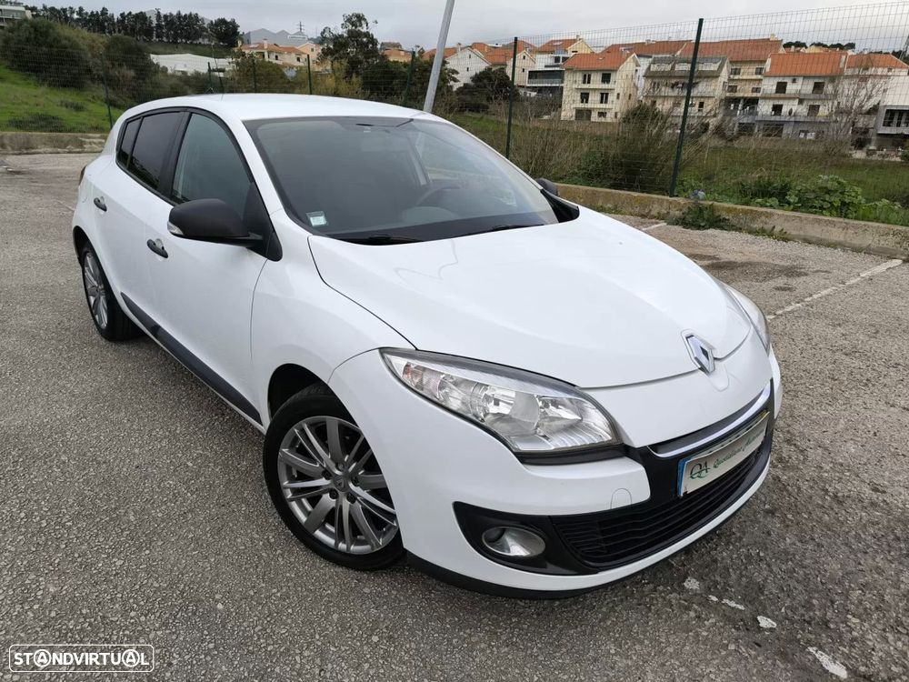 Renault mégane 1.5 dci iii hatchback - 5