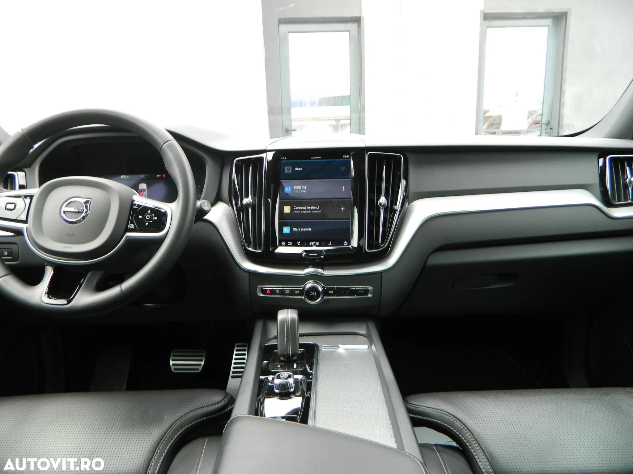 Volvo XC 60 Recharge T6 Twin Engine eAWD R-Design Expression - 12