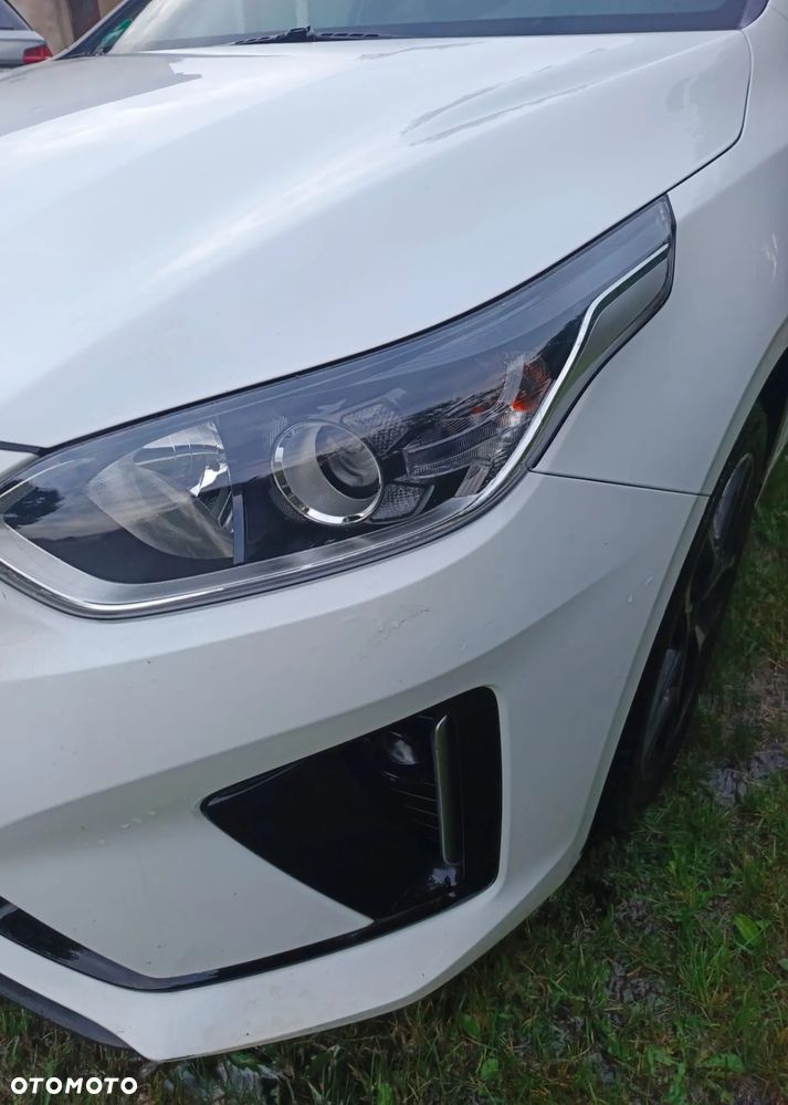 Kia Ceed 1.6 CRDi (48V Mild-Hybrid) DCT7 GT Line - 6