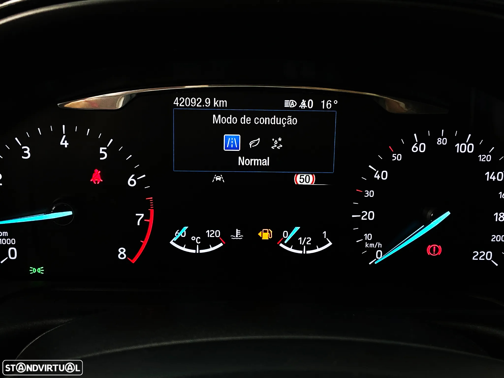 Ford Fiesta 1.0 EcoBoost Active+ - 13