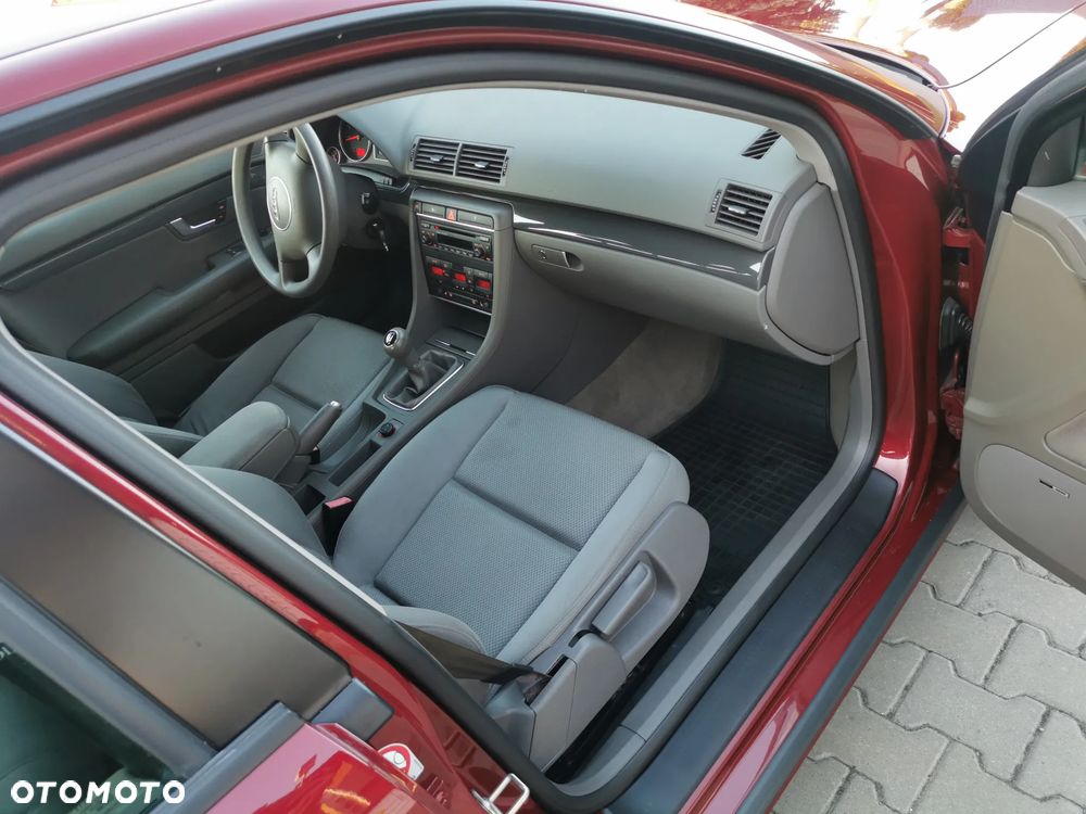 Audi A4 Limousine 2 - 19