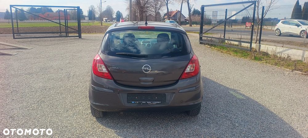 Opel Corsa 1.2 16V Silverline - 9