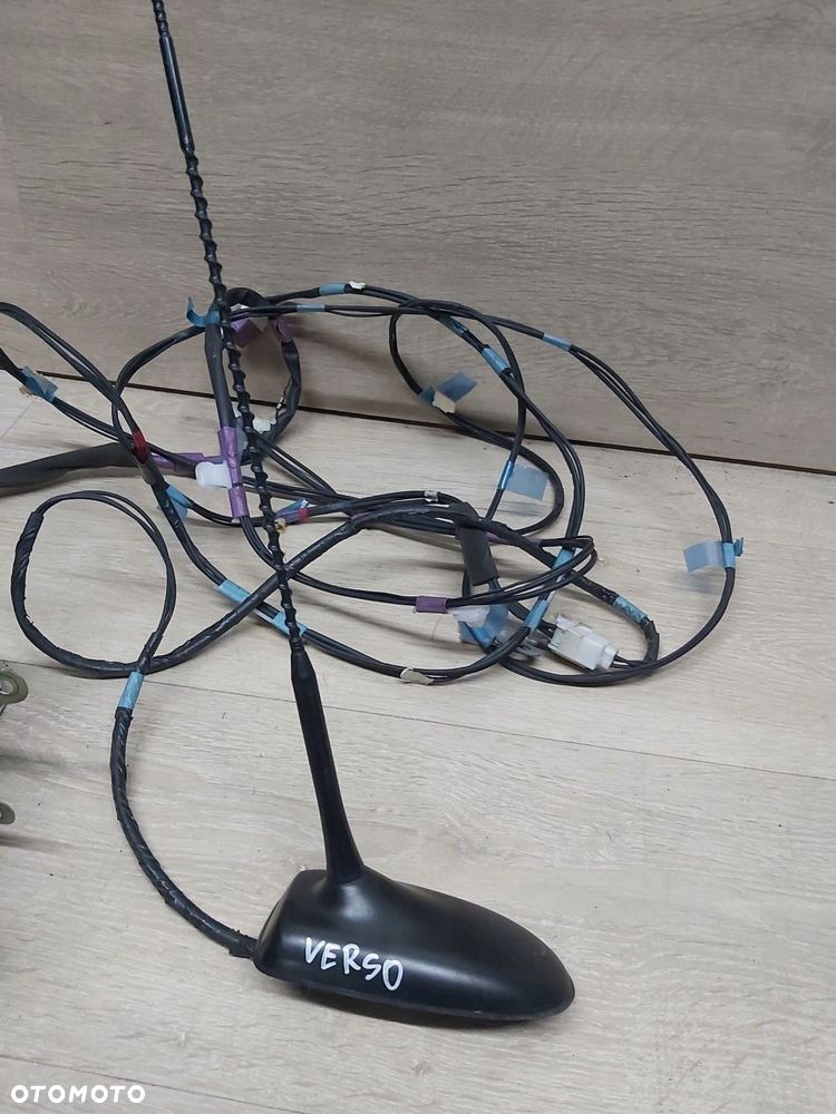 Toyota VERSO Lift 09 - 18 r radio nawigacja moduł GPS antena 86140-0F060 - 6