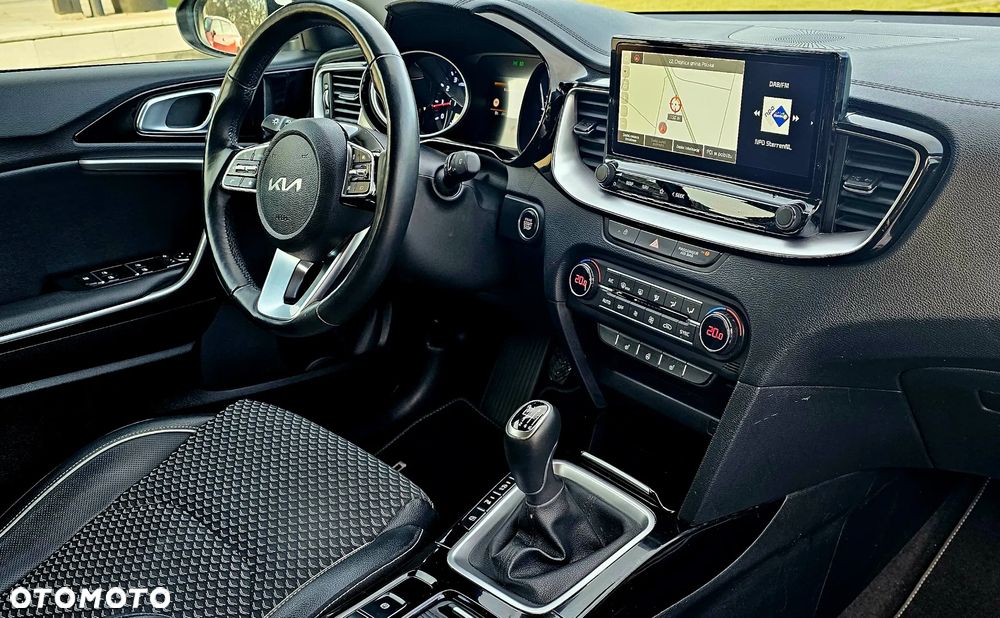 Kia Ceed 1.5 T-GDI OPF Platinum Edition - 19