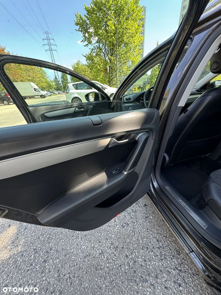 Volkswagen Passat 2.0 TDI Highline DSG - 10