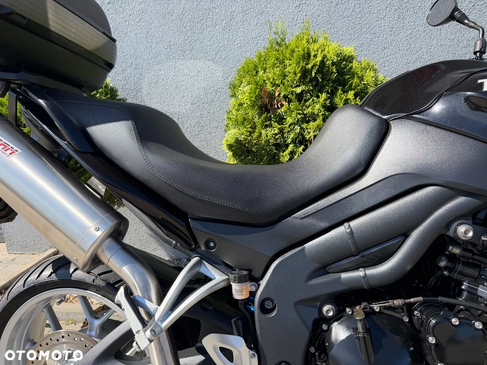 Triumph Tiger - 16